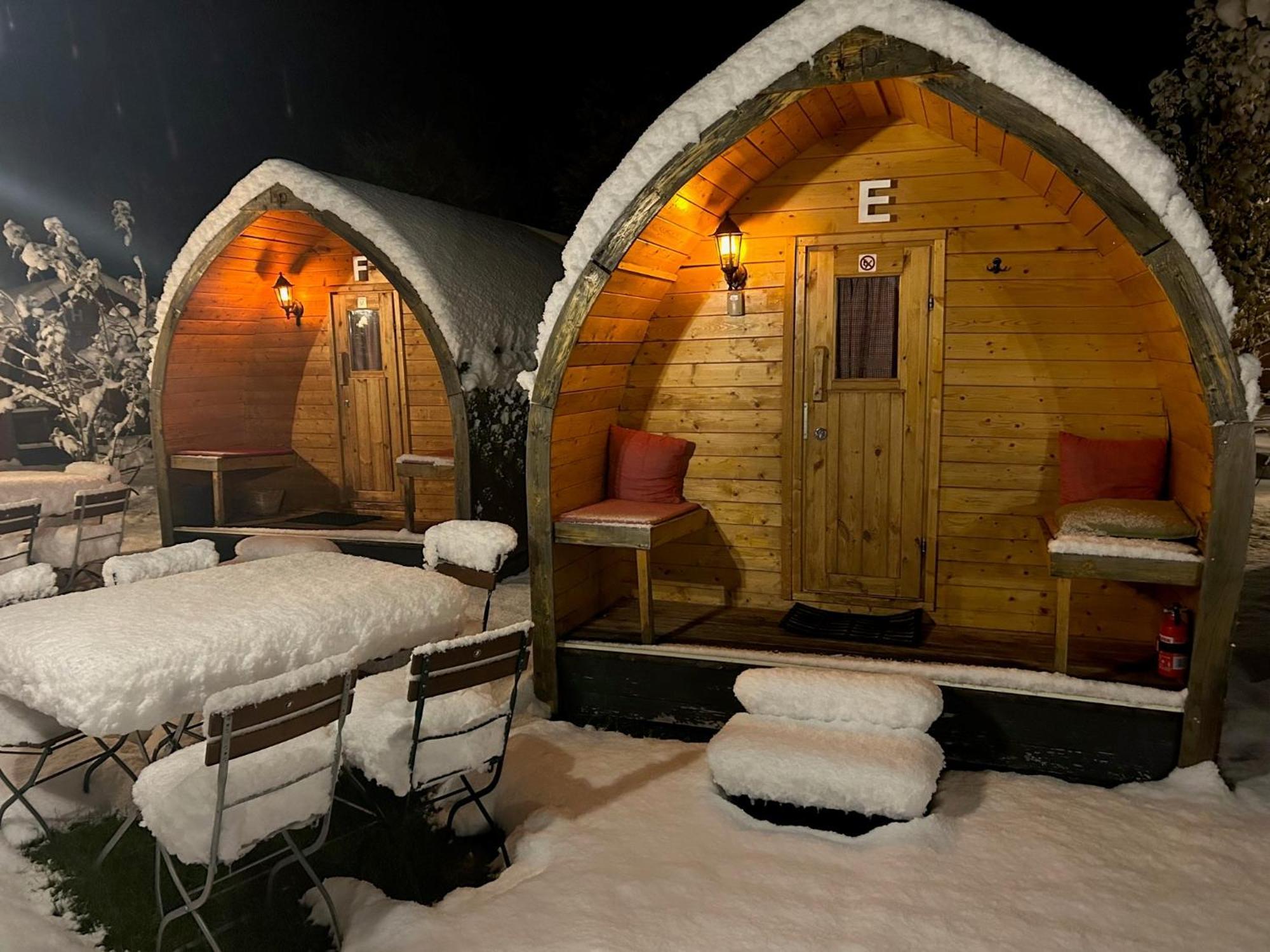 Inn-side Adventure Camping *
